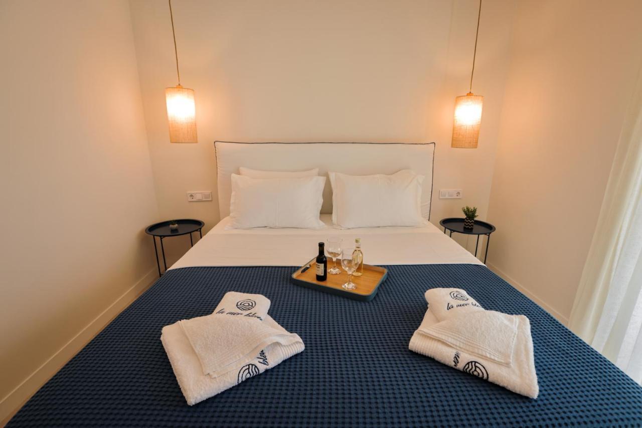 La Mer Bleue Beachfront Boutique Apartments Vrahati المظهر الخارجي الصورة