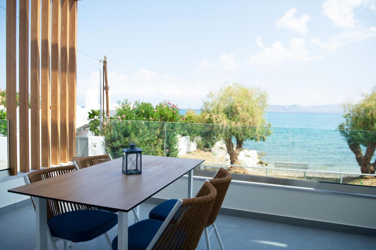 La Mer Bleue Beachfront Boutique Apartments Vrahati المظهر الخارجي الصورة